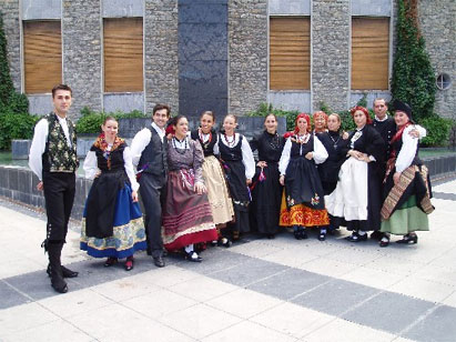 Grupo de Danzas Jorge Manrique (Palencia)